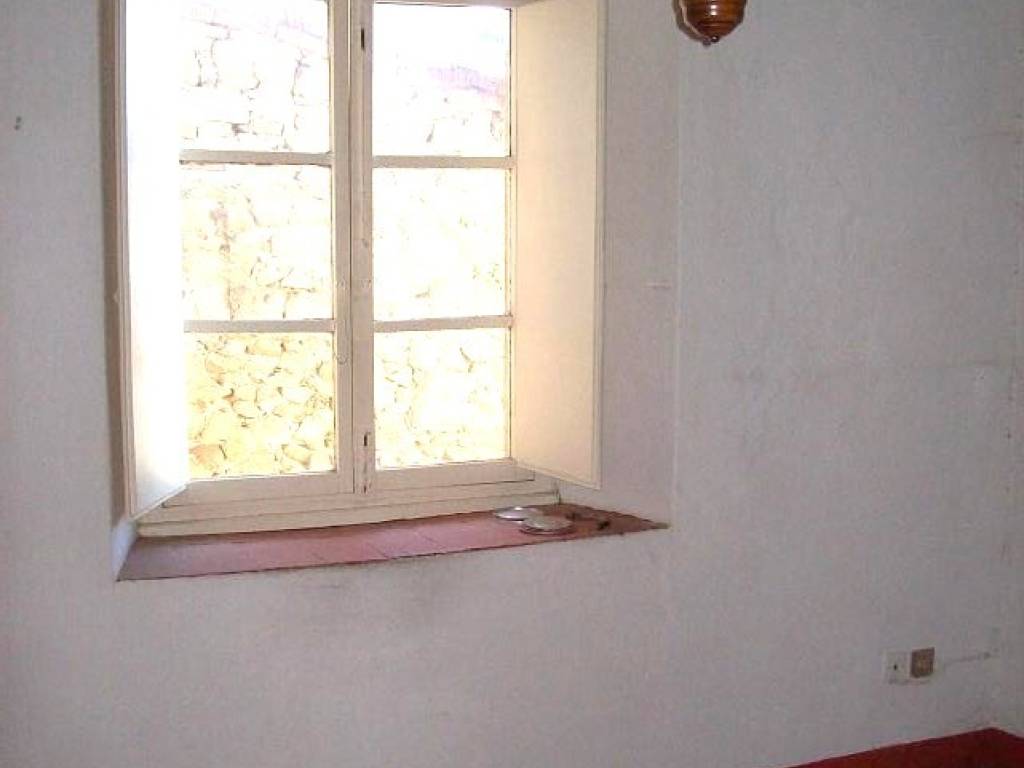 Appartamento a Massa e cozzile in Via L. Giusfredi - Foto 4