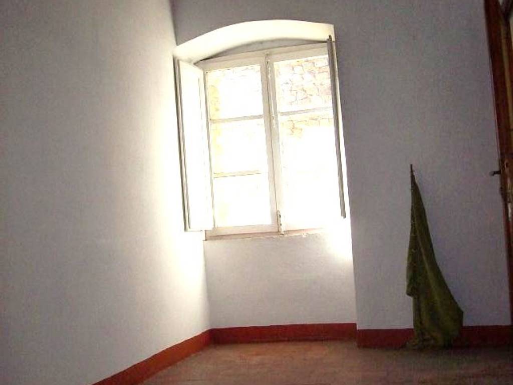 Appartamento a Massa e cozzile in Via L. Giusfredi - Foto 5