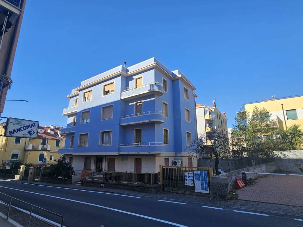 Appartamento a Celle ligure in Via Giacomo Matteotti - Foto 4