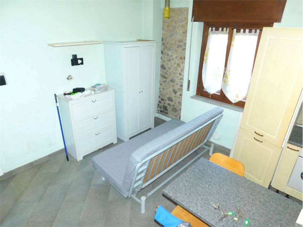 Appartamento a Golasecca in via vittorio veneto , 44/c - Foto 2