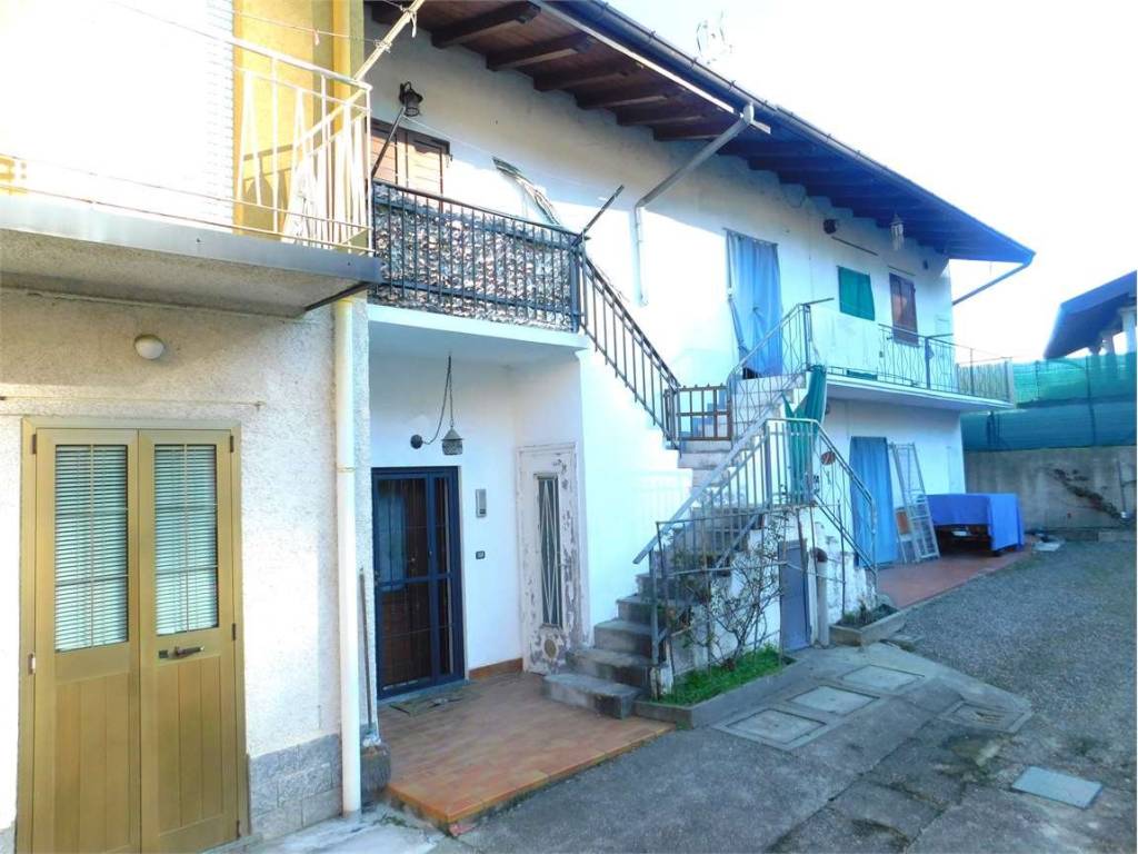 Appartamento a Golasecca in via vittorio veneto , 44/c - Foto 4