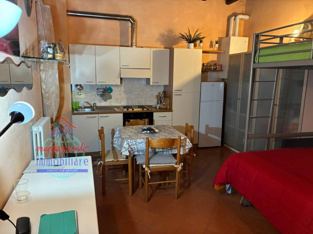 Appartamento a Cento in VIA BORGO DEL GHETTO, 26 - Foto 2