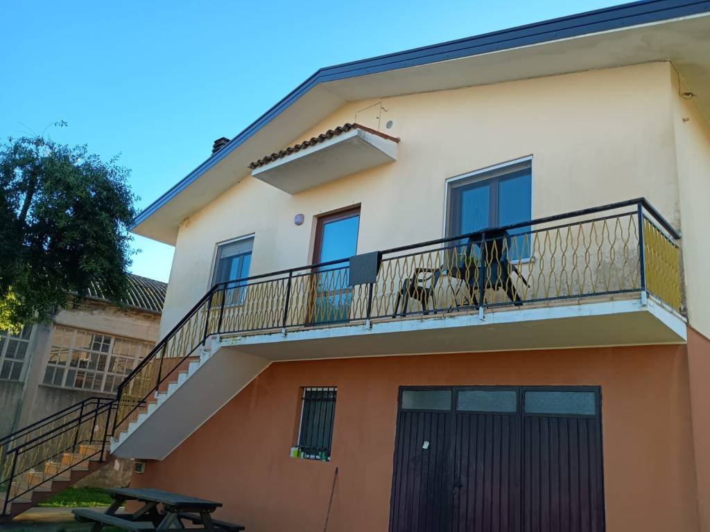 Villa a Manzano in Via Duca d'Aosta, 19 - Foto 3