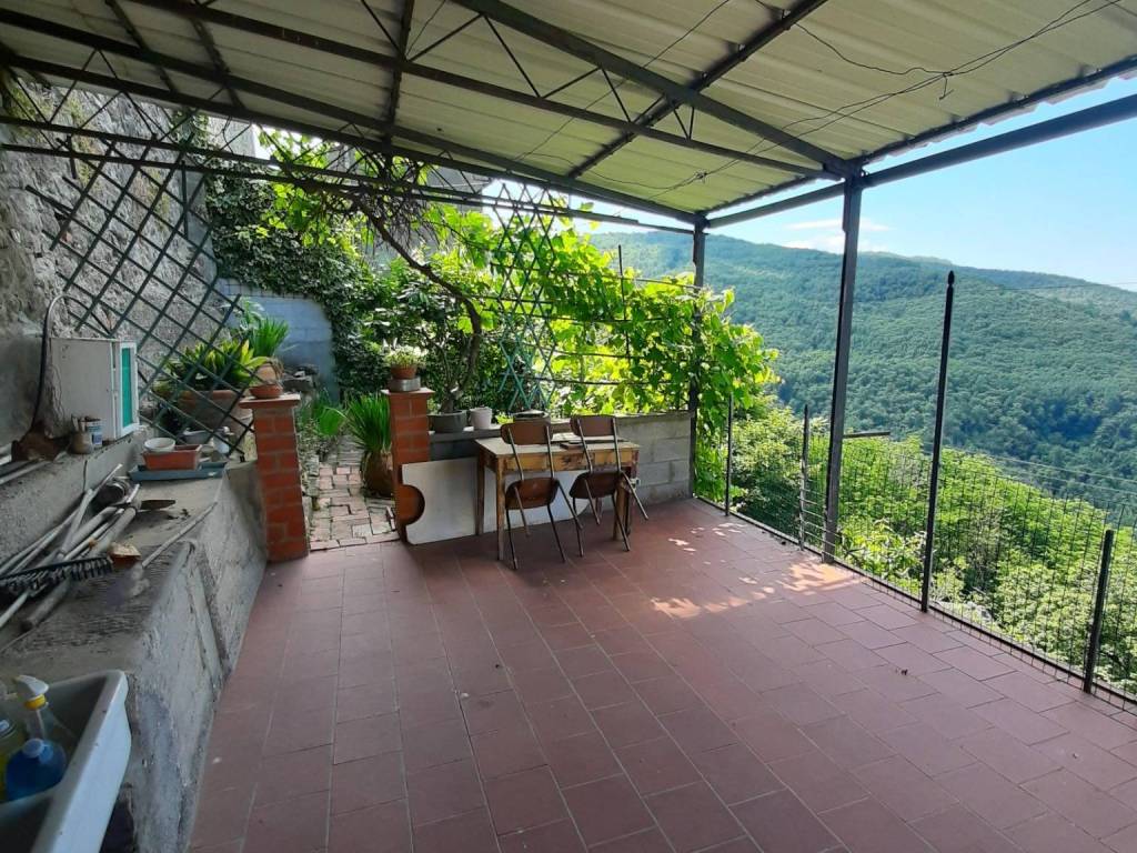 Casa indipendente a Pescia in Via Mammianese - Foto 4