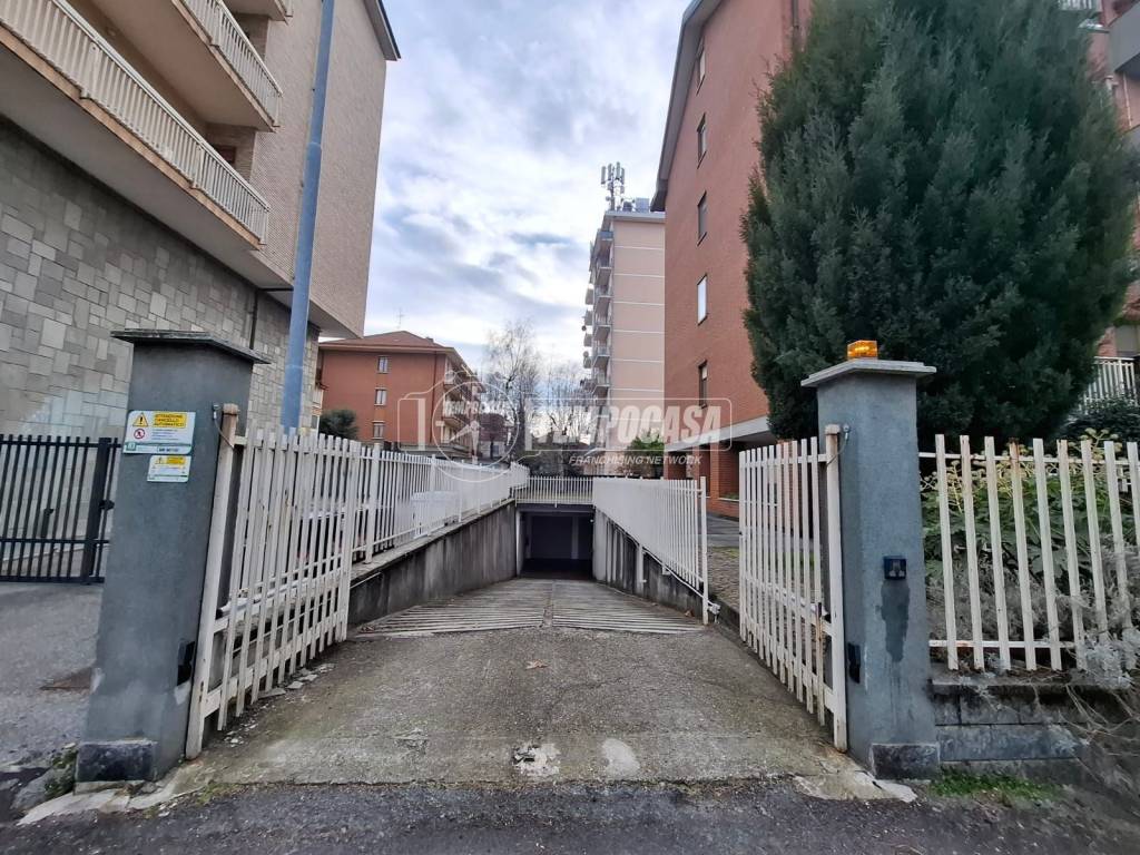 Box / garage a Alpignano in Via CESARE BATTISTI - Foto 3