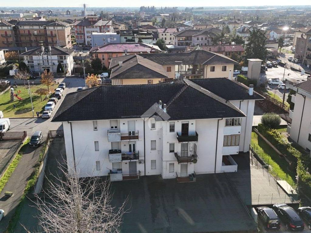 Appartamento a Lavagno in VIA XXV Aprile, 7 - Foto 3