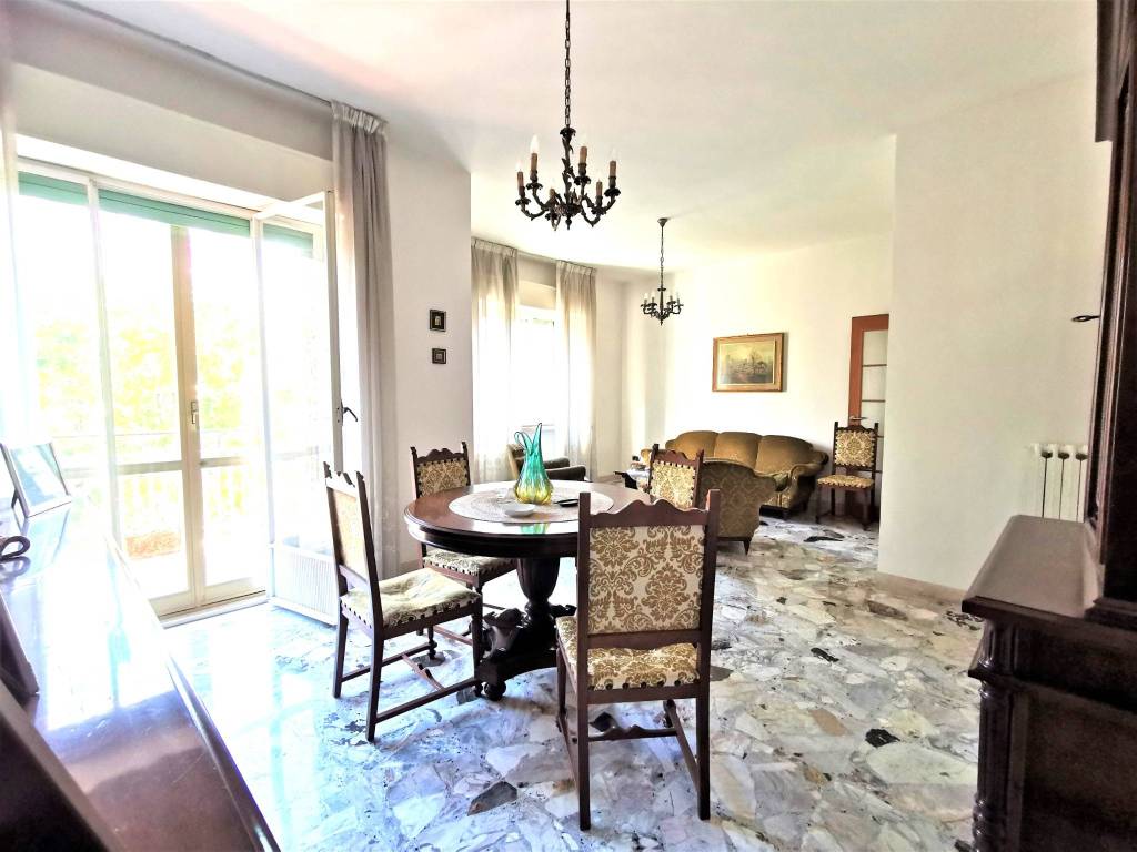 Appartamento a Caserta in Via Luigi Settembrini - Foto 5