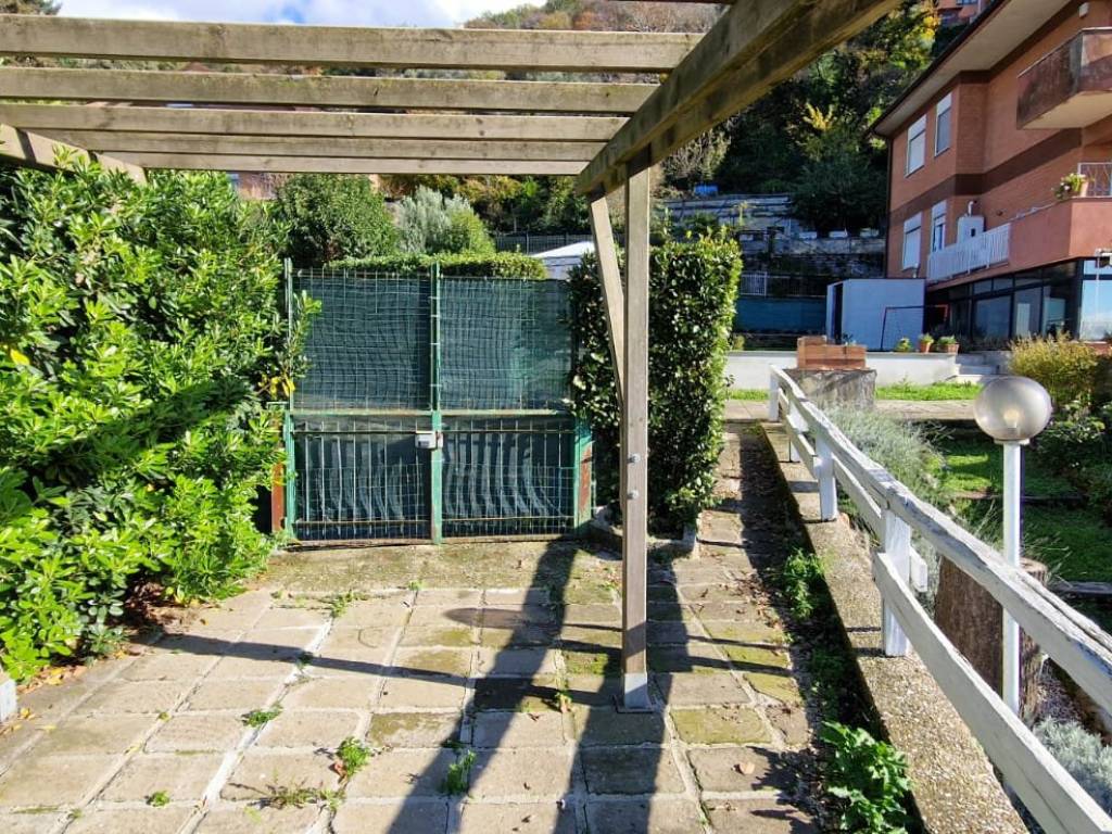 Villa a Ariccia in Via Appia Antica, 88 - Foto 4