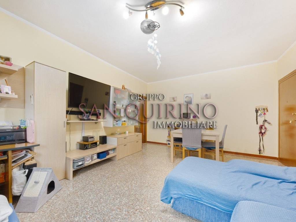 Appartamento a Mirandola in VIALE LA FAVORITA, 17 - Foto 4