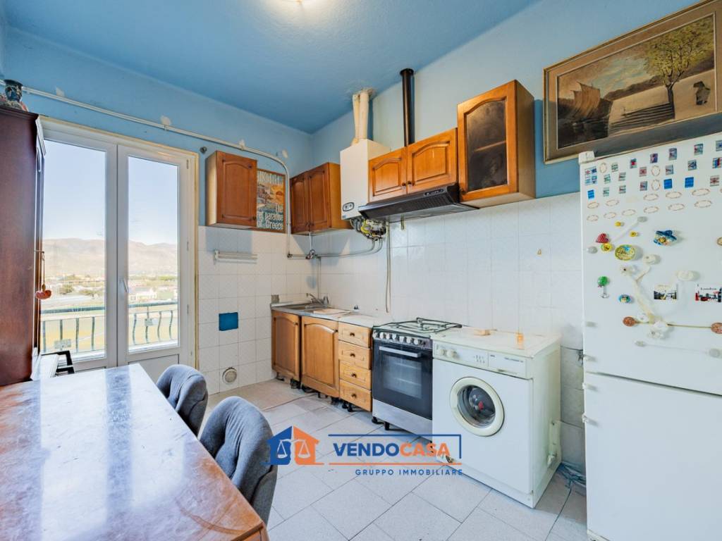 Appartamento a Albenga in Via San Calocero, 19 - Foto 2