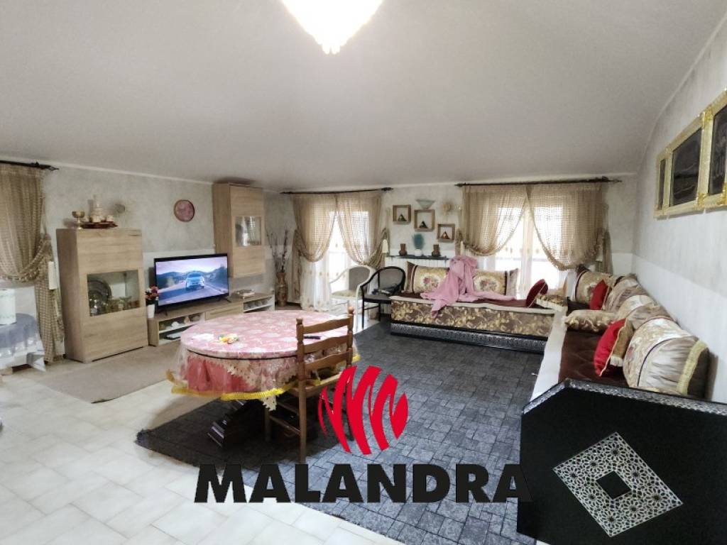 Attico / mansarda a Oleggio in Via Antonio Gramsci, 57 - Foto 3