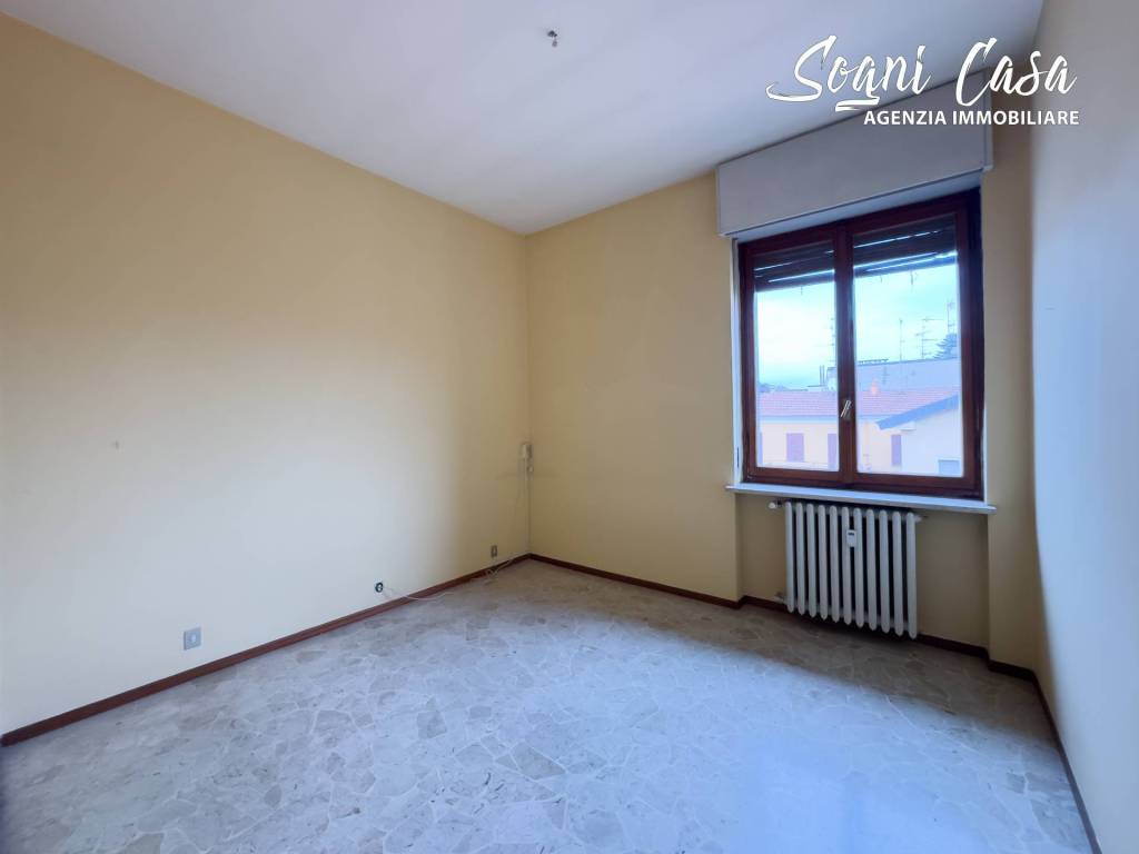 Appartamento a Oleggio in Corso Giacomo Matteotti - Foto 3