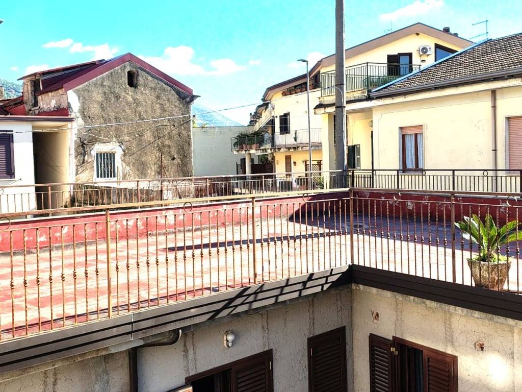 Villa a Caserta in Via Andrea Iannelli, 38 - Foto 2