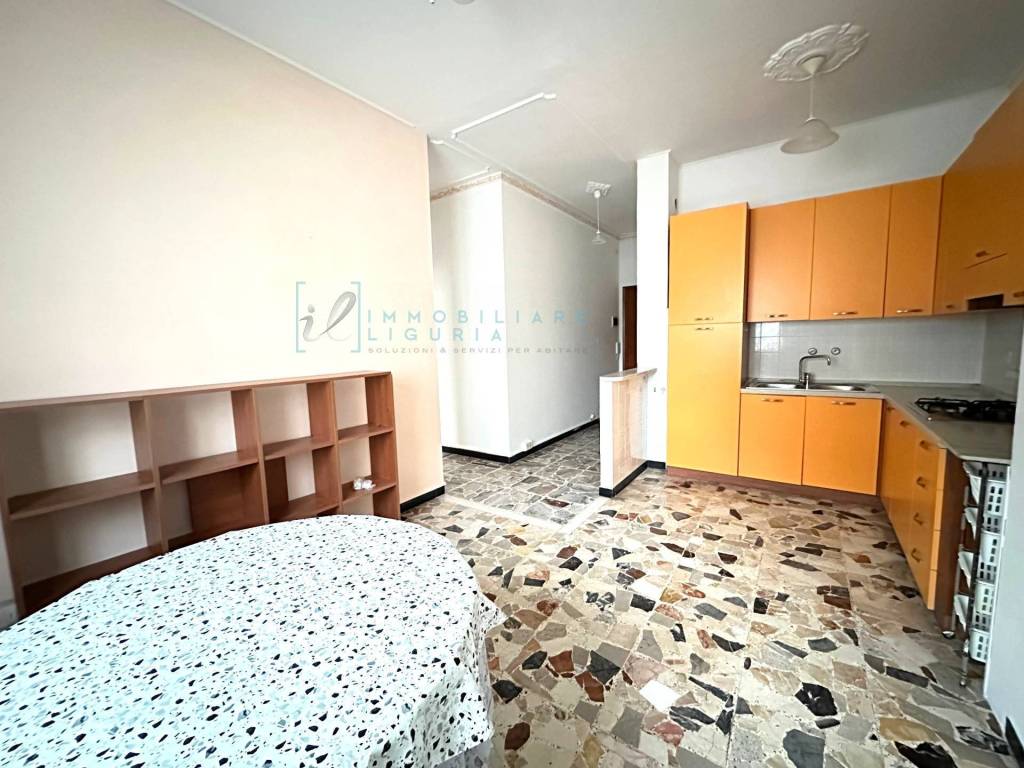 Appartamento a Albenga in Viale VIII Marzo - Foto 3