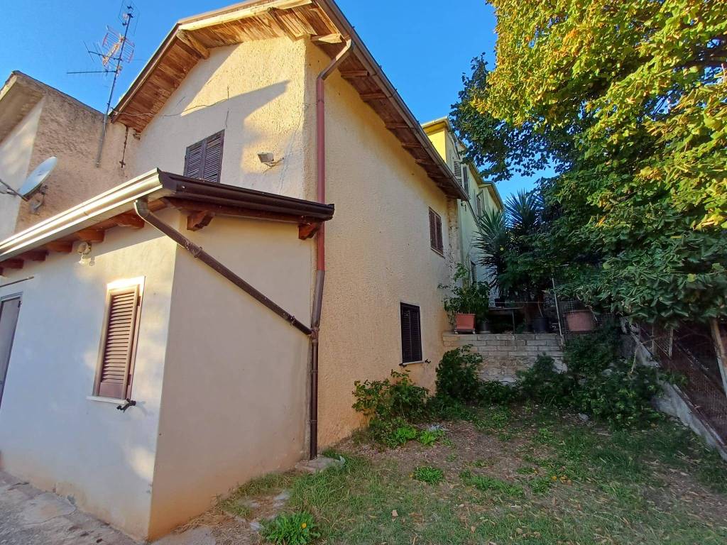 Villa a Anagni in Via Belvedere Castellone - Foto 4