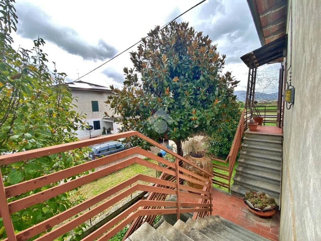 Villa a Quarrata in Via Statale, 128 - Foto 5