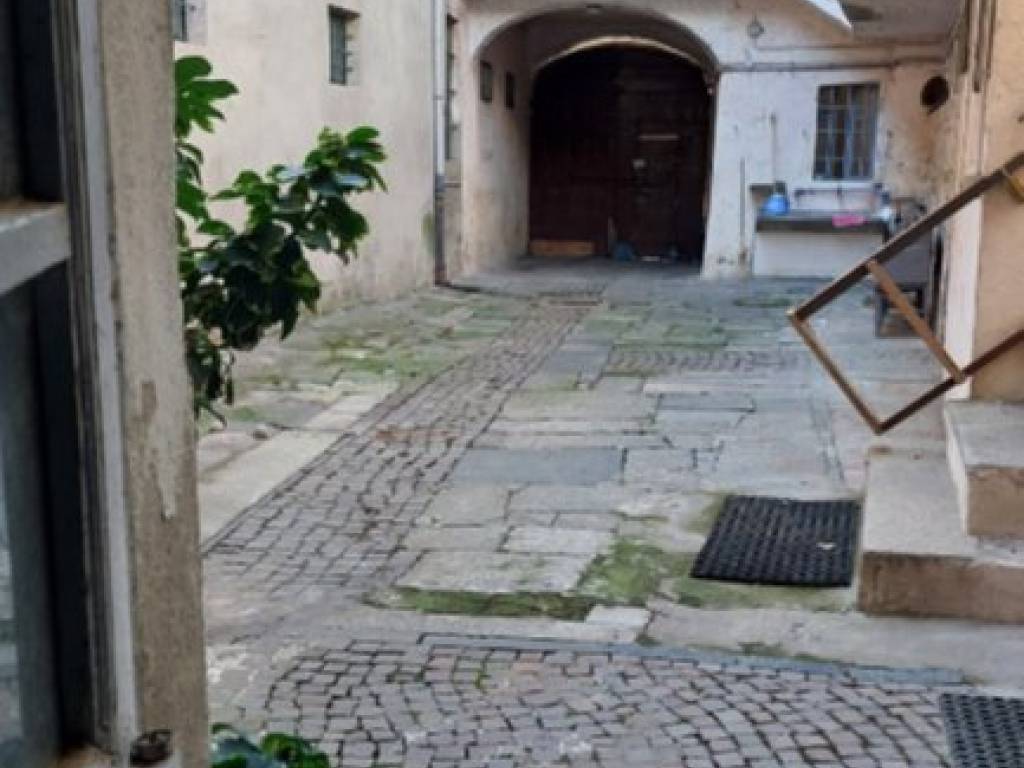 Casa indipendente a Borgomanero in Via Brunelli Maioni - Foto 3