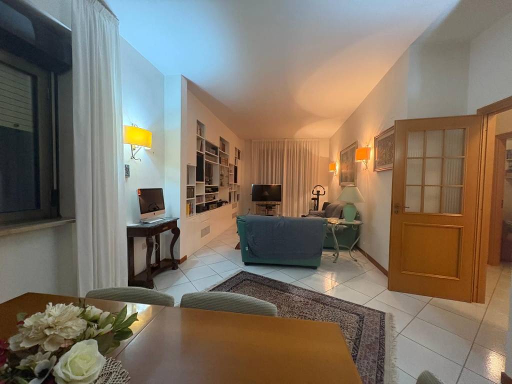 Appartamento a Caserta in Via Luigi Laviano - Foto 3