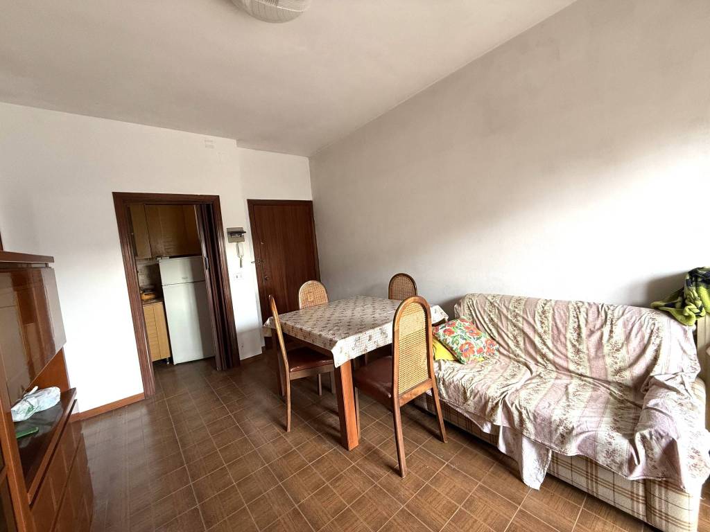 Appartamento a Martinsicuro in Via Dante Alighieri - Foto 4