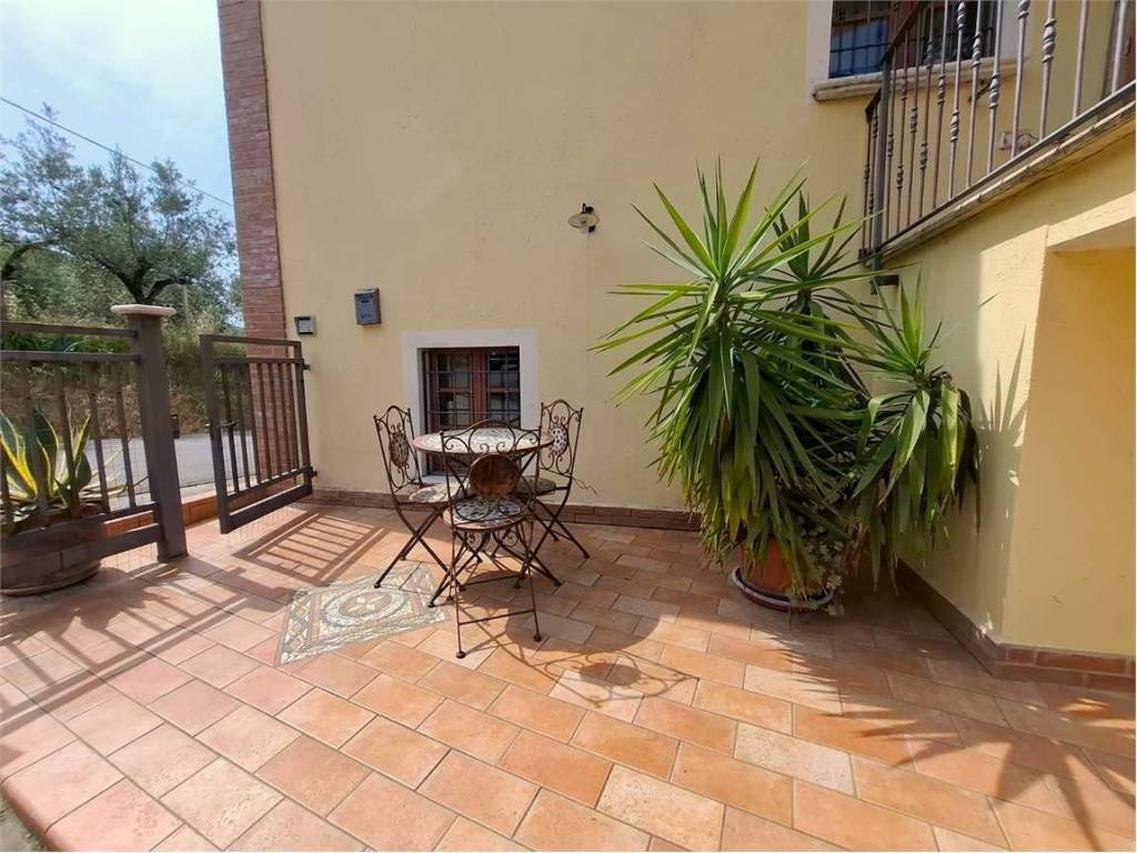 Villa a Gualdo cattaneo in pomonte - Foto 3