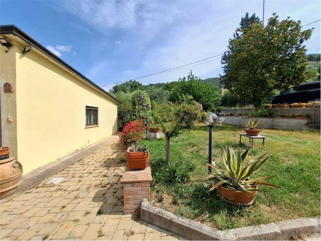 Villa a Gualdo cattaneo in pomonte - Foto 5