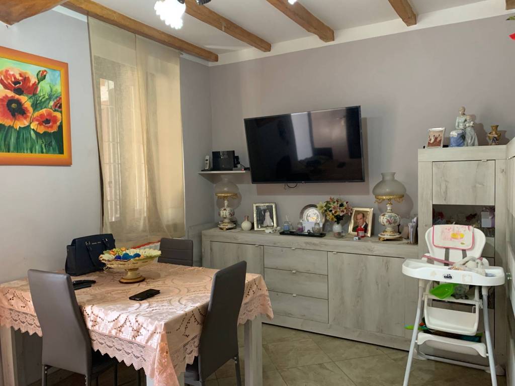 Casa indipendente a Parona in Via Roma - Foto 5