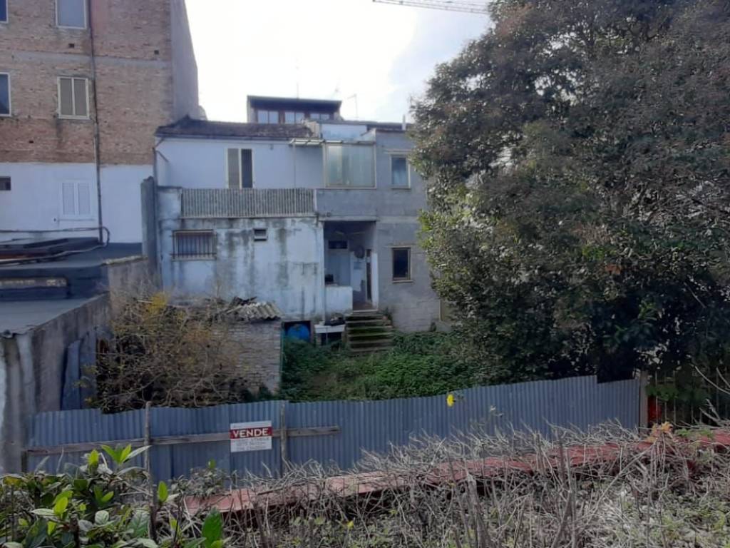 Casa indipendente a Vasto in Via Naumachia - Foto 4