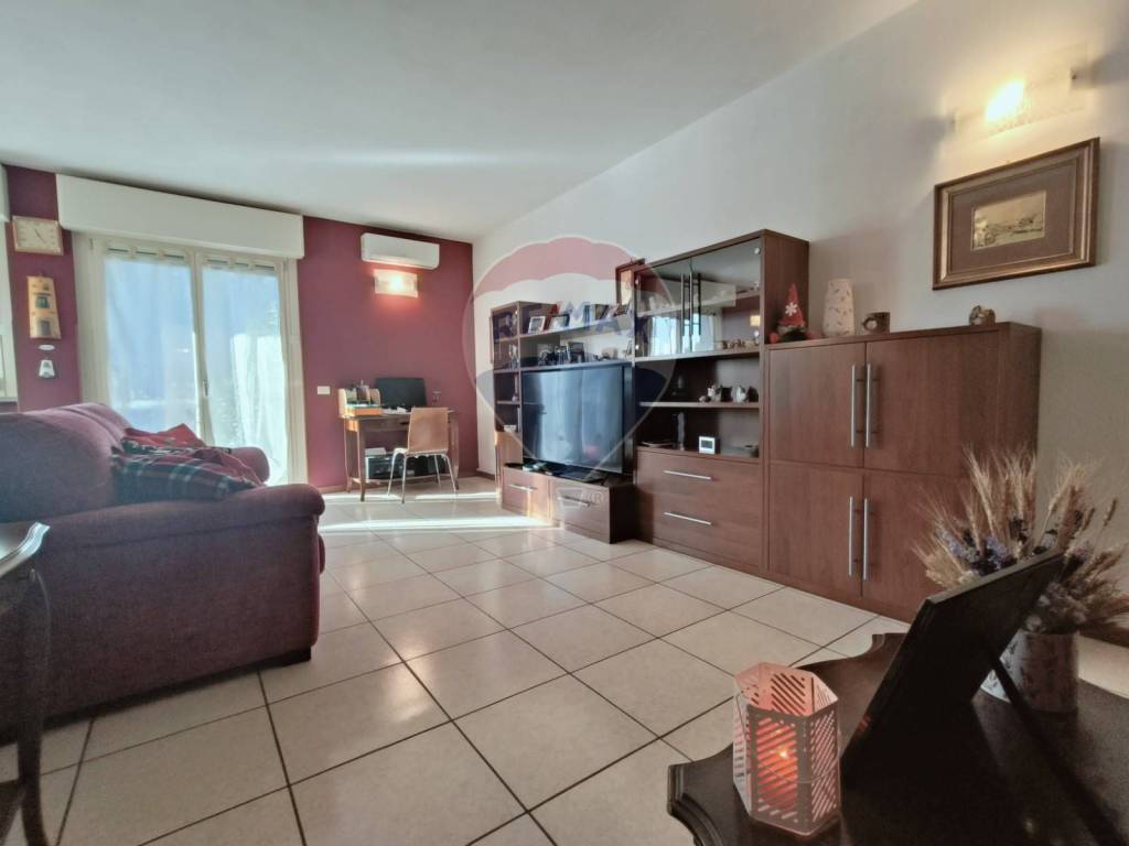 Appartamento a Verbania in Via Repubblica - Foto 3