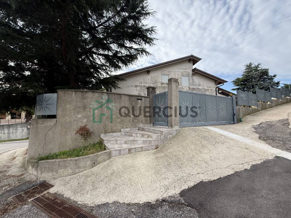 Villa a Roncà in Via La Fenice - Foto 3