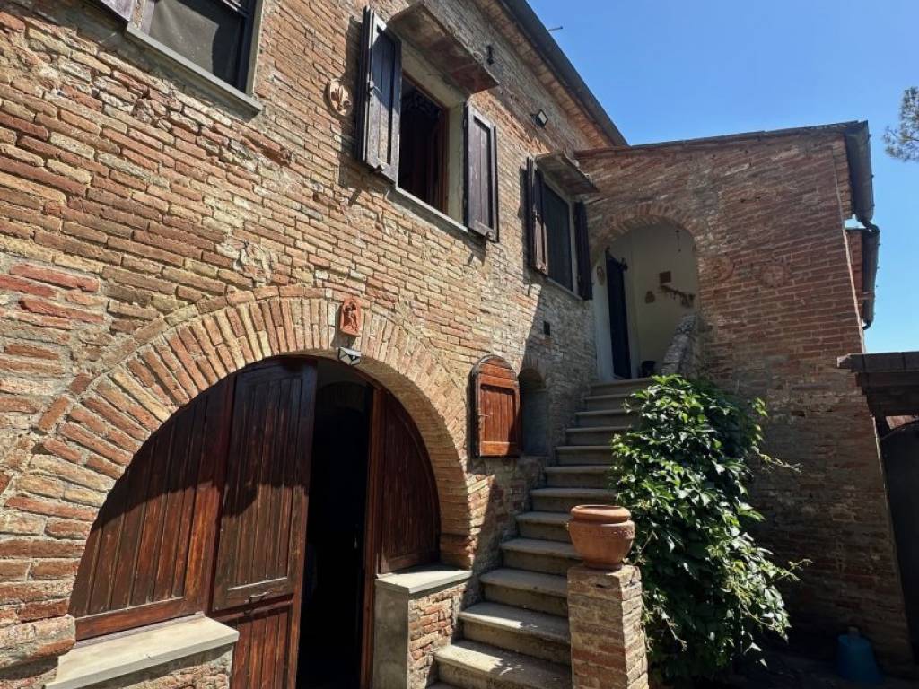 Rustico / casale a Foiano della chiana - Foto 3