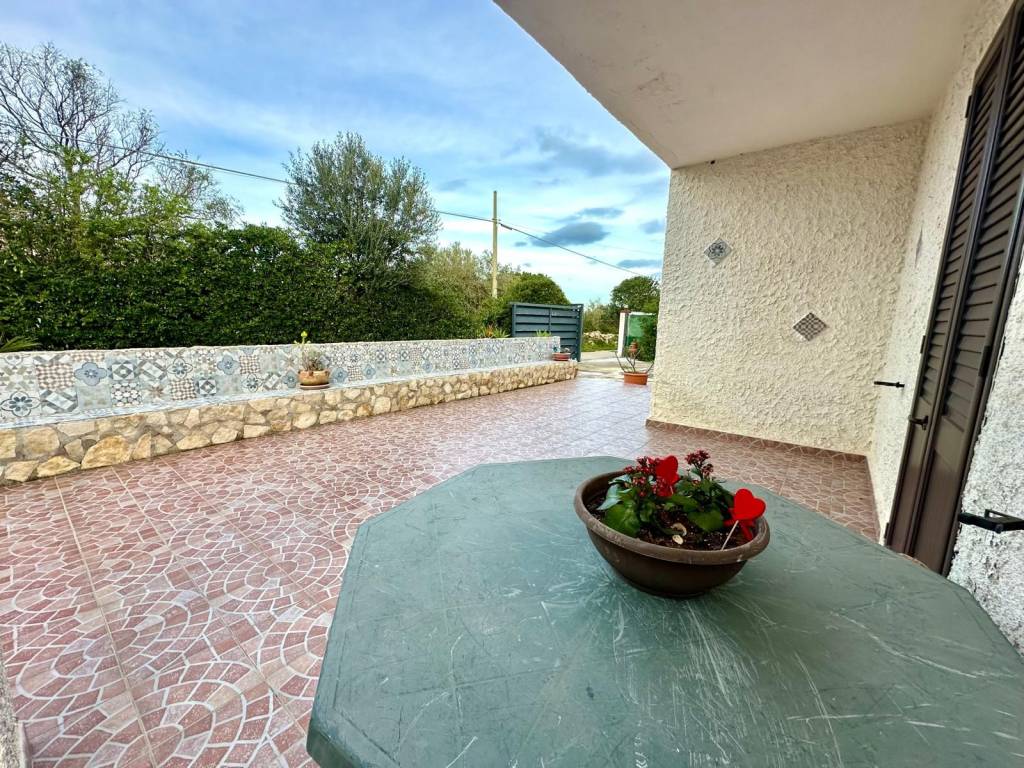 Villa a Cinisi in Via Fondo Orsa - Foto 2
