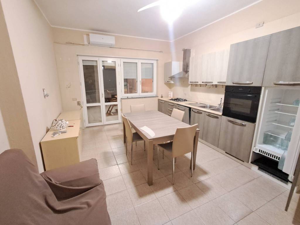 Appartamento a Sellia marina in Viale delle Ginestre - Foto 2