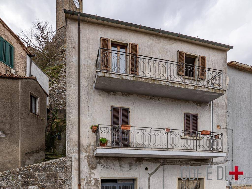 Appartamento a Roccastrada in Vicolo della Torre - Foto 3
