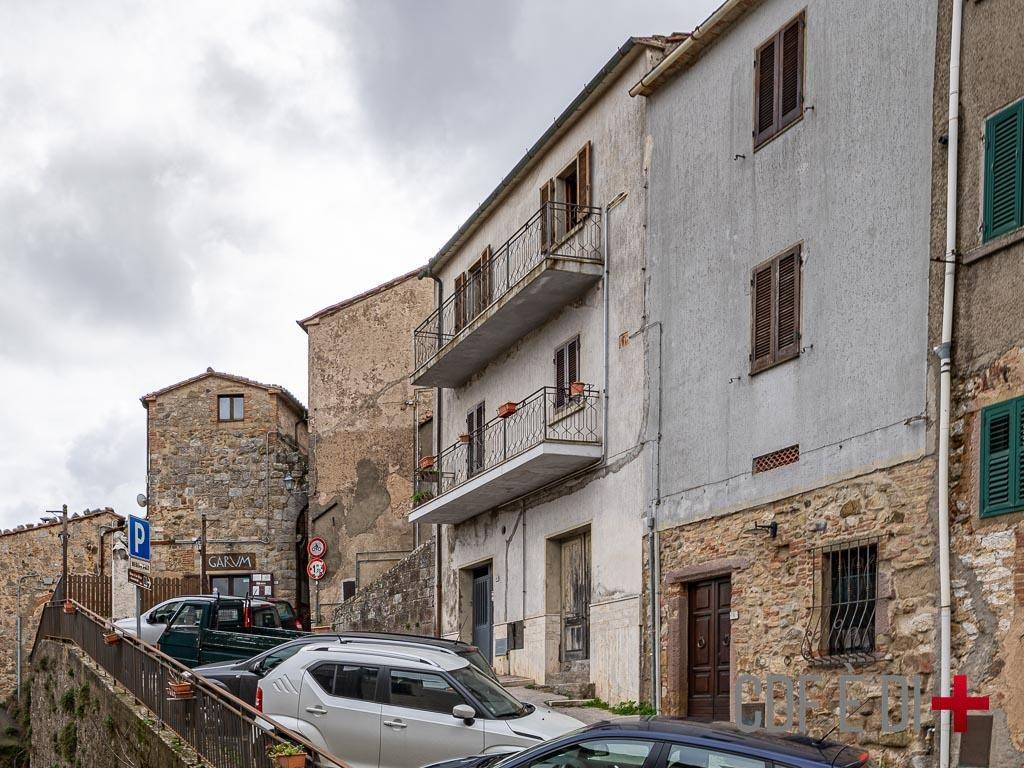 Appartamento a Roccastrada in Vicolo della Torre - Foto 4