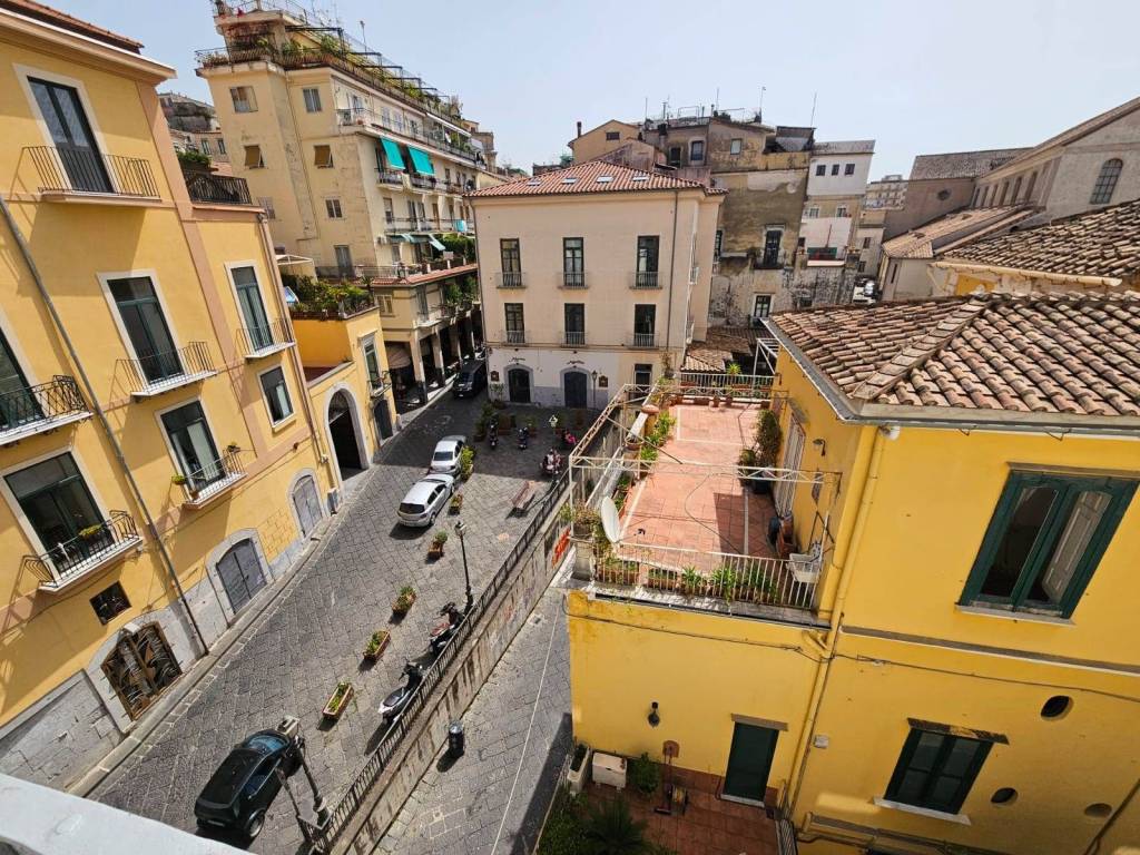 Appartamento a Salerno in via romualdo guarna , 21 - Foto 3