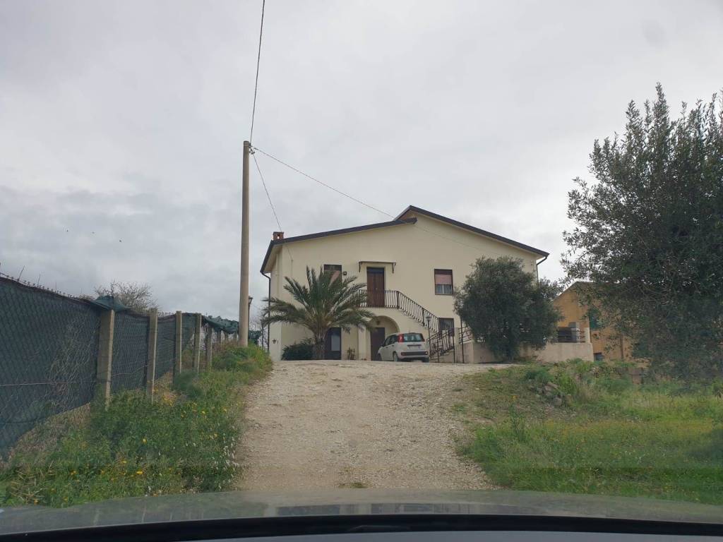 Villa a Caltanissetta in CONTRADA COMUNE, 0 - Foto 2