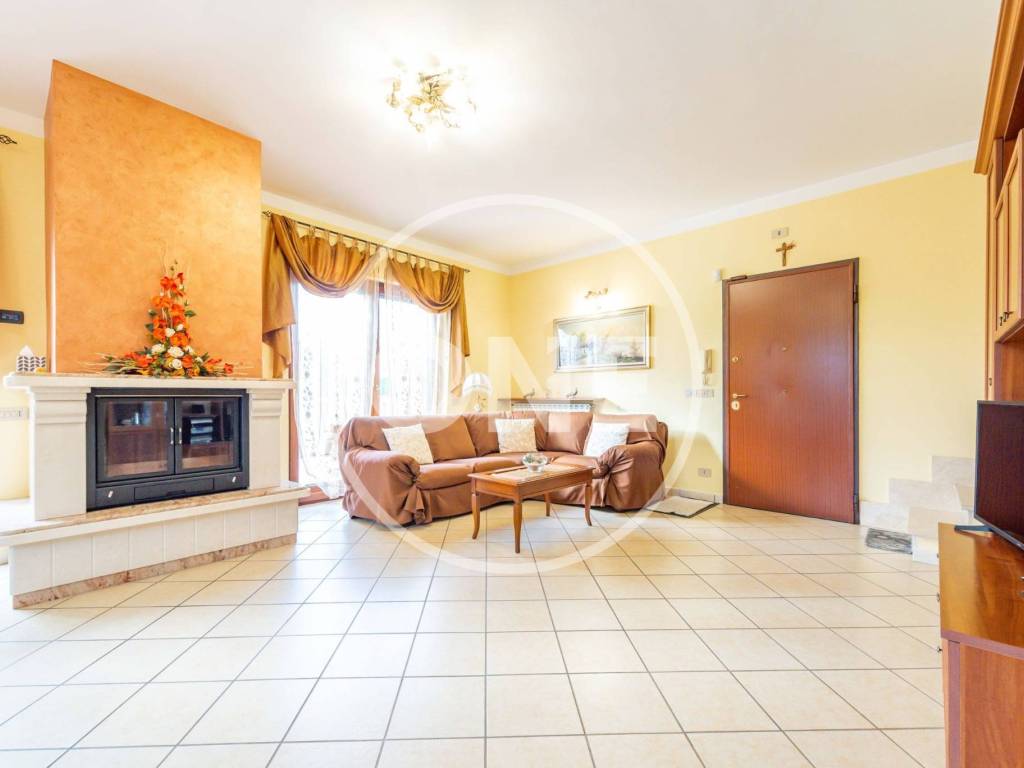 Villa a Valmontone in Via Colle San Giudico, 151 - Foto 4