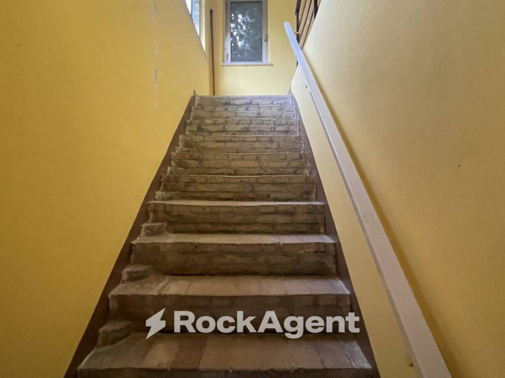 Casa indipendente a Bellante in Via Villa Tassoni, 10 - Foto 4