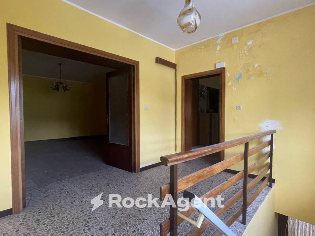 Casa indipendente a Bellante in Via Villa Tassoni, 10 - Foto 5