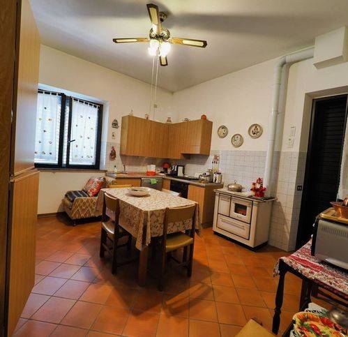 Villa a Castiglion fiorentino in Via Giovanni Acuto - Foto 3