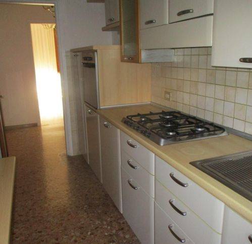 Appartamento a Pontedera in Via Girolamo Savonarola - Foto 4