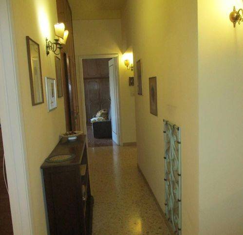 Appartamento a Pontedera in Via Vittorio Veneto - Foto 5