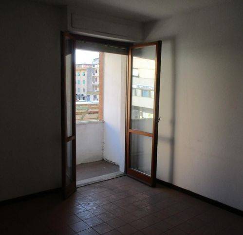 Appartamento a Pontedera in Via Vittorio Veneto - Foto 2