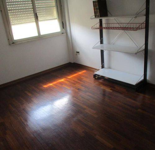Appartamento a Pontedera in Via Vittorio Veneto - Foto 5