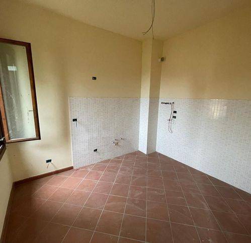 Appartamento a Castelguglielmo in Via Umbertiana - Foto 5