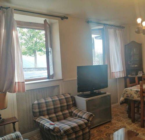 Appartamento a Frontone in Via Giacomo Leopardi 28 - Foto 5