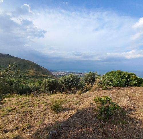 Terreno a Mondragone in Località Colombrella - Foto 2