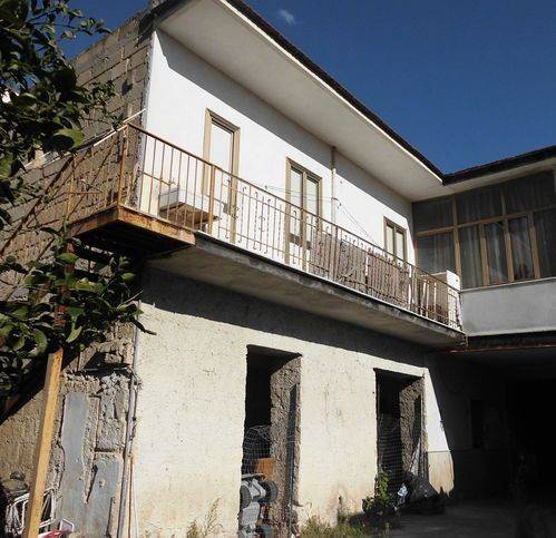 Palazzo / stabile a Mondragone in Via Assisi 40 - Foto 3