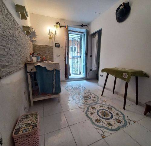 Appartamento a Mondragone in Via Vittorio Emanuele - Foto 2