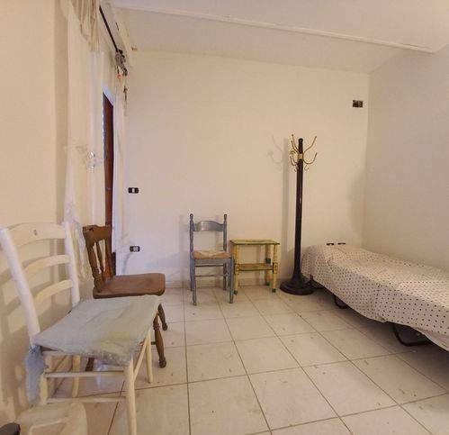 Appartamento a Mondragone in Via Vittorio Emanuele - Foto 4